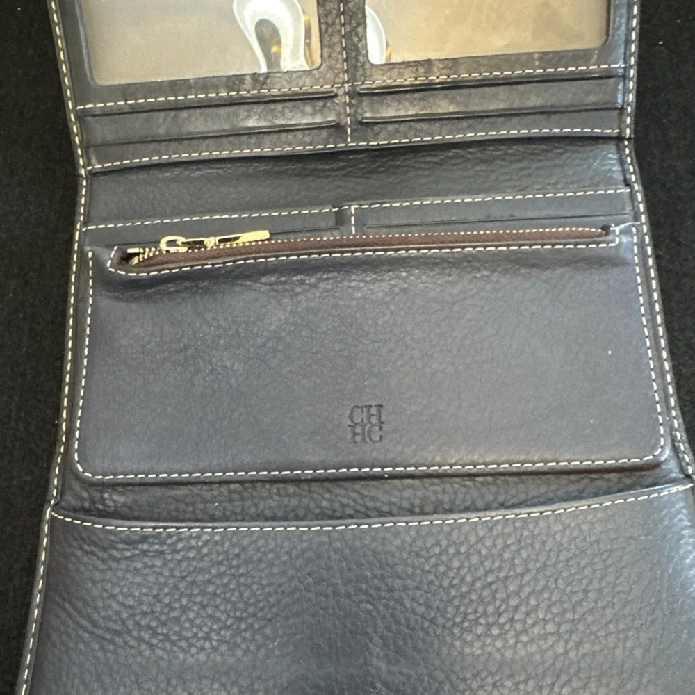 CH Carolina Herrera Leather Trifold  Wallet with Removable Coin Purse Continenta
